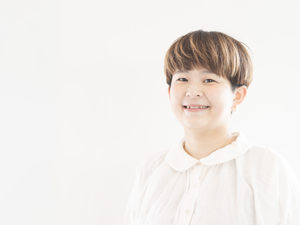 スタイリスト・荒川 菜摘